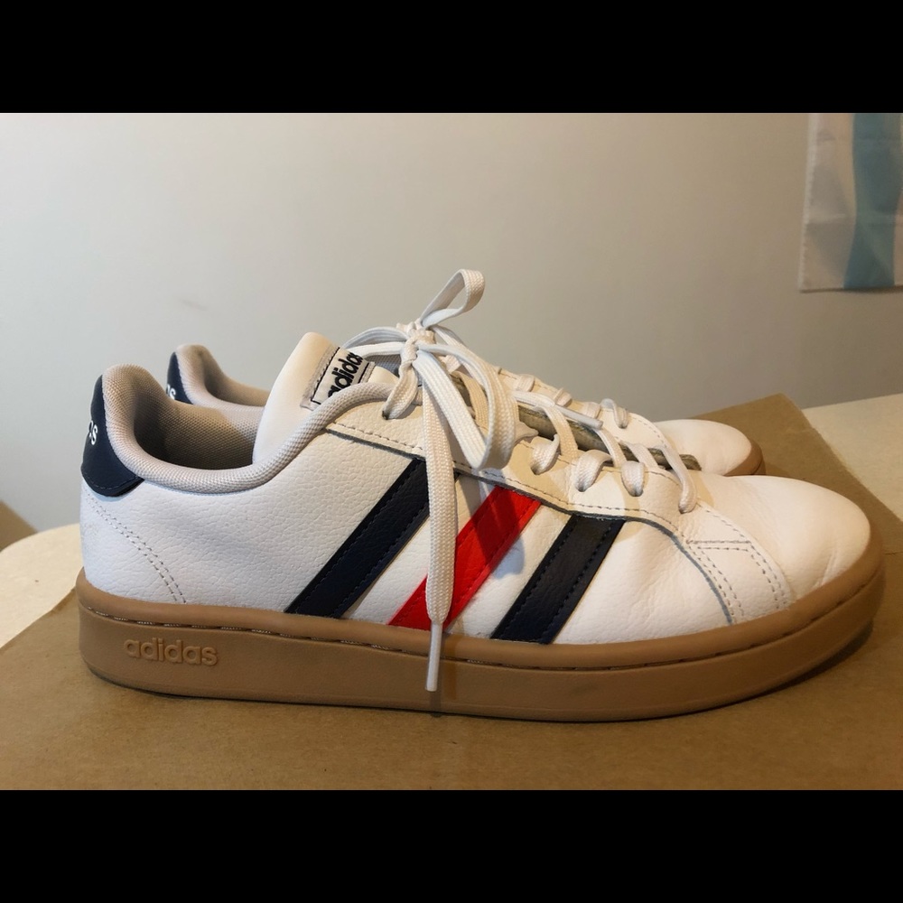 Adidas Grand Court shoes